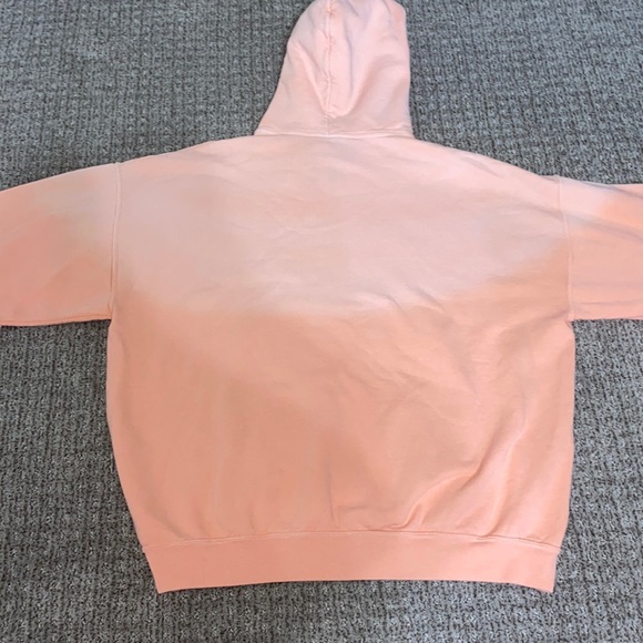 Urban Outfitters// Oversized hoodie// Pink Ombre - Picture 2 of 2